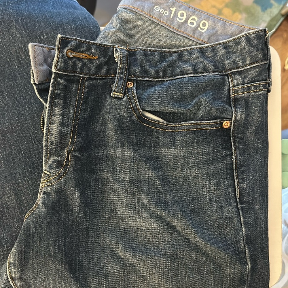 💕 Gap long and Lean 1969 trousers dark jeans. Almost like new.